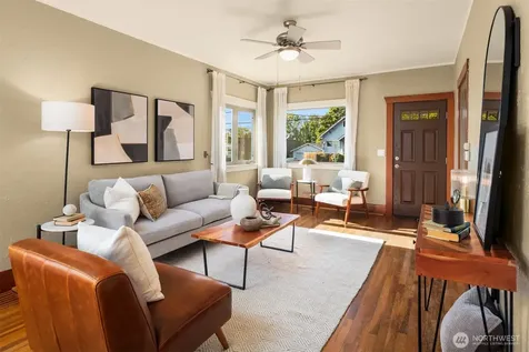 3821 S Graham Street Seattle WA 98118