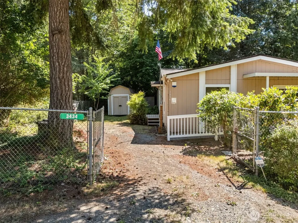 3434 N Mission Rd W Bremerton WA 98312