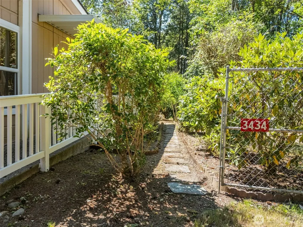 3434 N Mission Rd W Bremerton WA 98312
