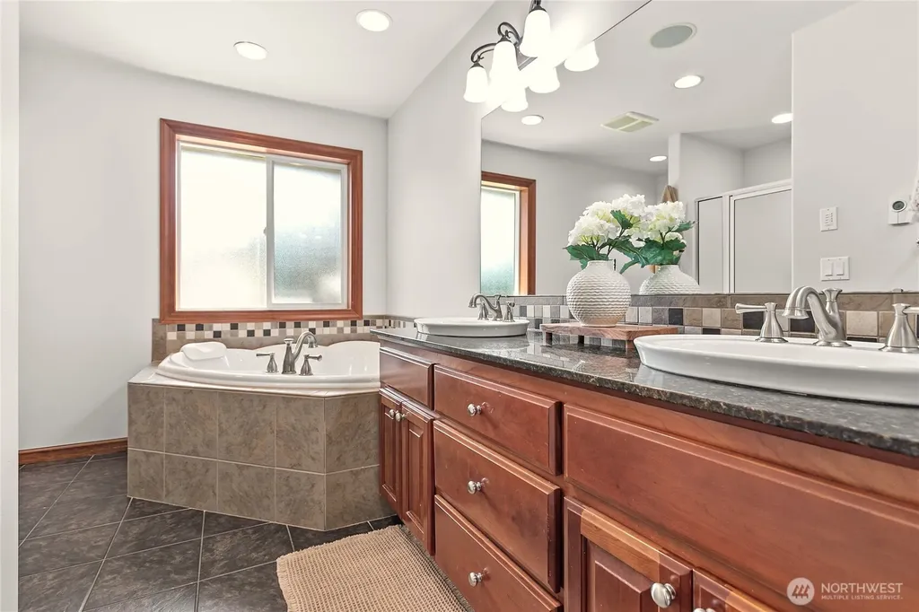 1525 Westview Circle Lynden WA 98264