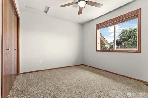 1525 Westview Circle Lynden WA 98264