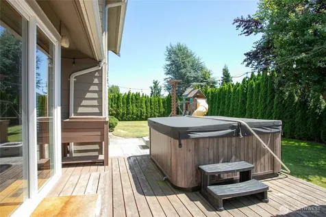 1525 Westview Circle Lynden WA 98264
