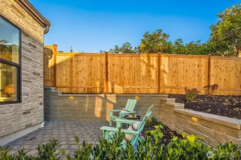 636 11th Avenue Kirkland WA 98033