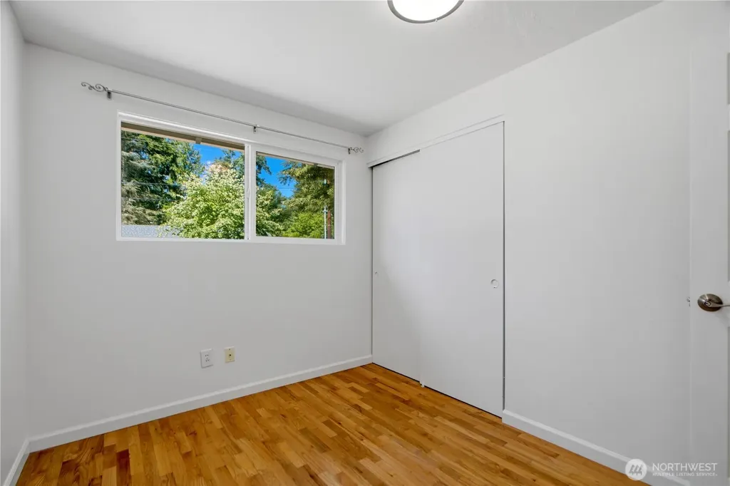 1344 NE 164th Place Bellevue WA 98008