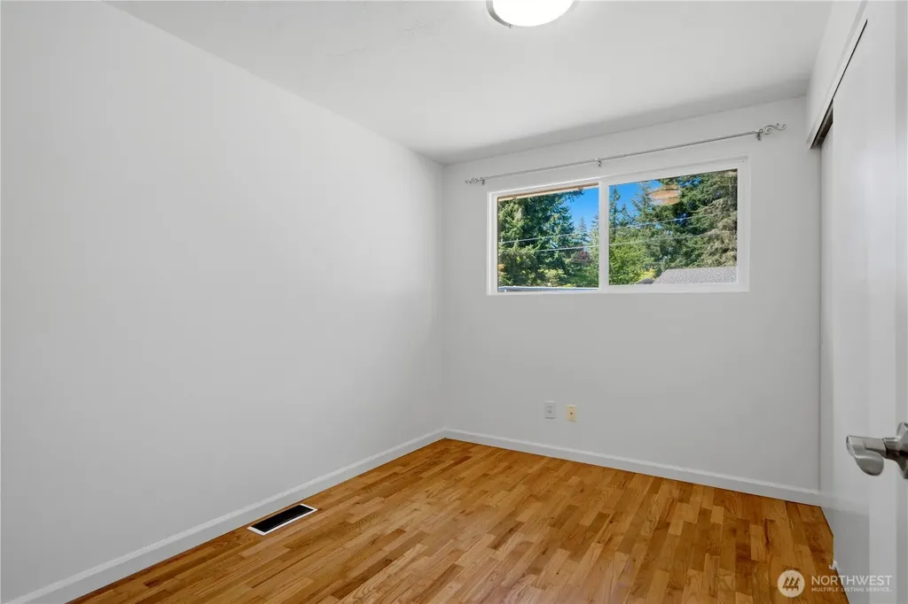 1344 NE 164th Place Bellevue WA 98008