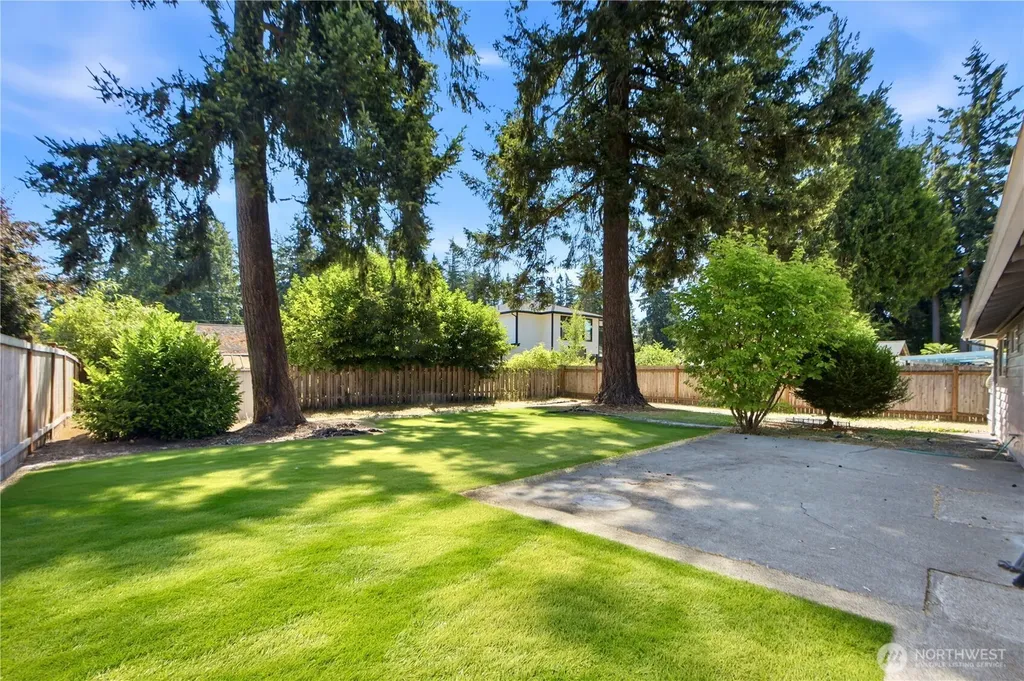 1344 NE 164th Place Bellevue WA 98008