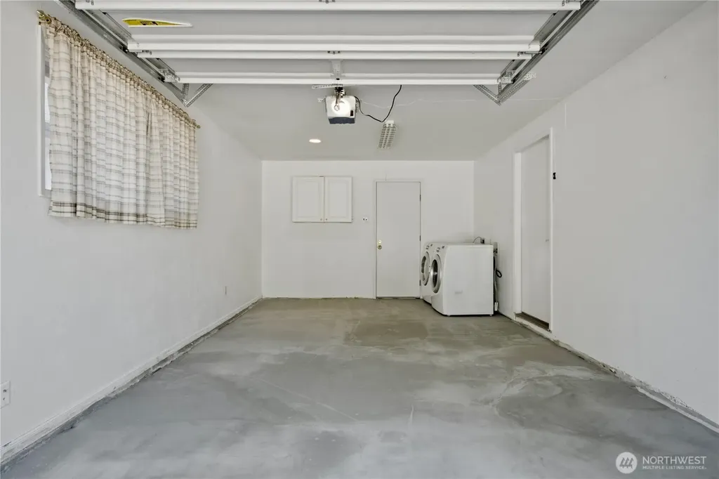 1344 NE 164th Place Bellevue WA 98008