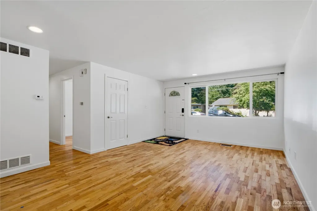 1344 NE 164th Place Bellevue WA 98008