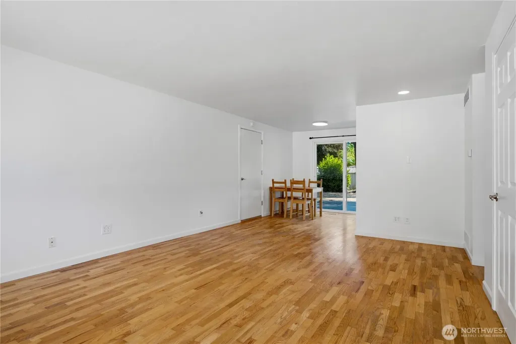 1344 NE 164th Place Bellevue WA 98008
