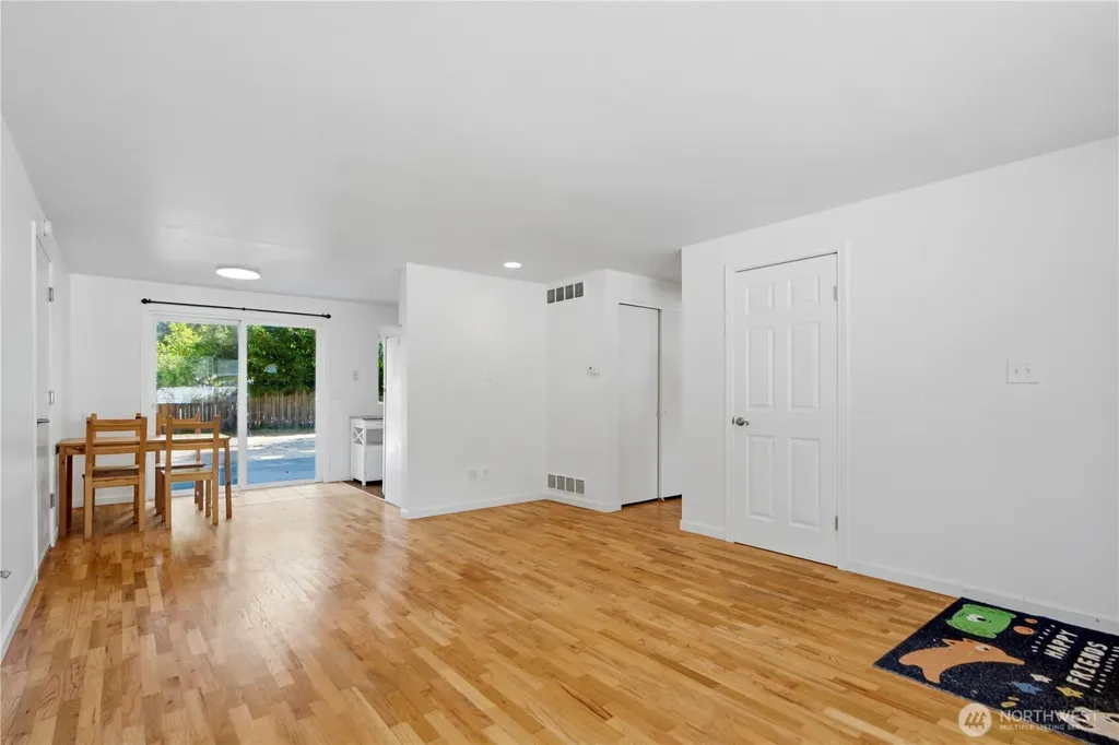 1344 NE 164th Place Bellevue WA 98008