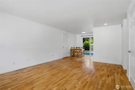 1344 NE 164th Place Bellevue WA 98008