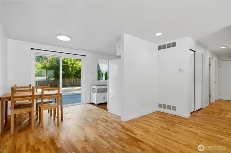 1344 NE 164th Place Bellevue WA 98008