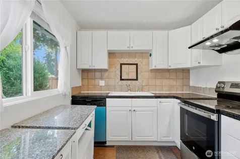 1344 NE 164th Place Bellevue WA 98008