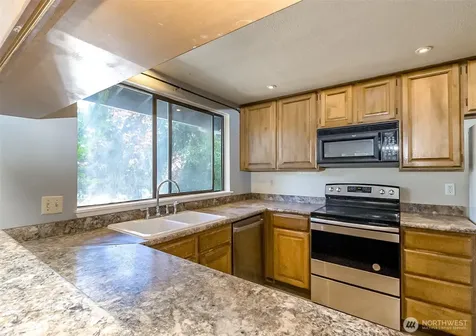 8408 18th Avenue W Everett WA 98204