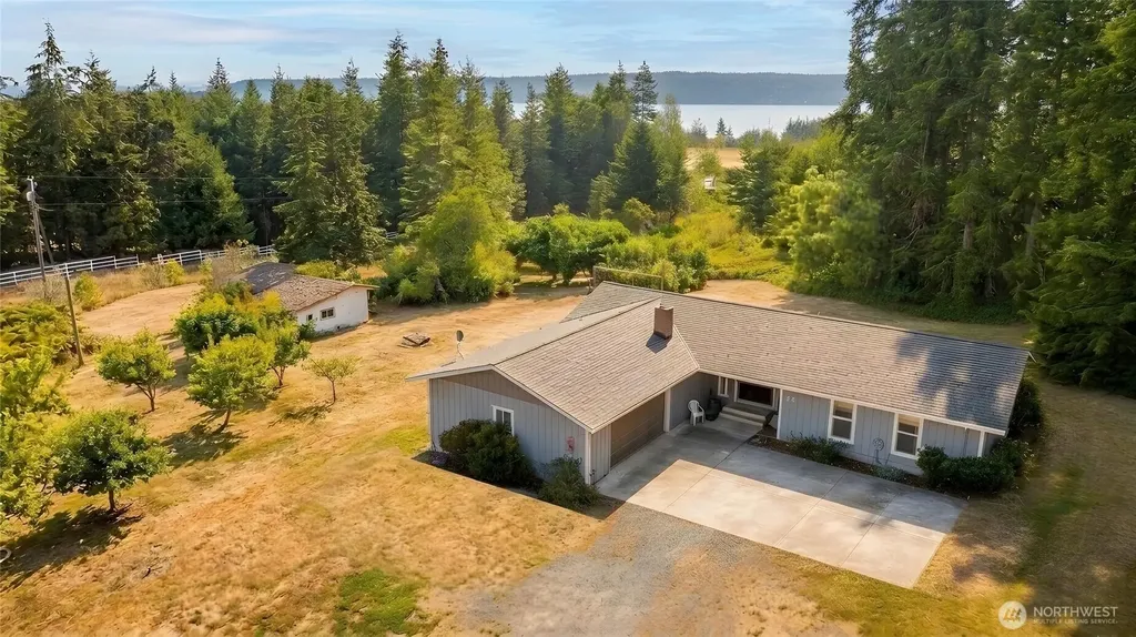 51 Hawks Prairie Road Sequim WA 98382