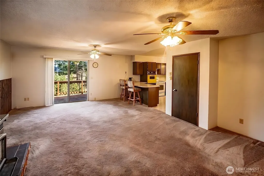 51 Hawks Prairie Road Sequim WA 98382