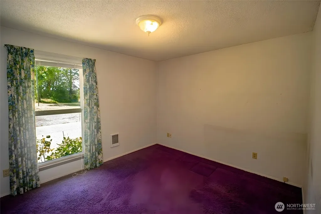 51 Hawks Prairie Road Sequim WA 98382