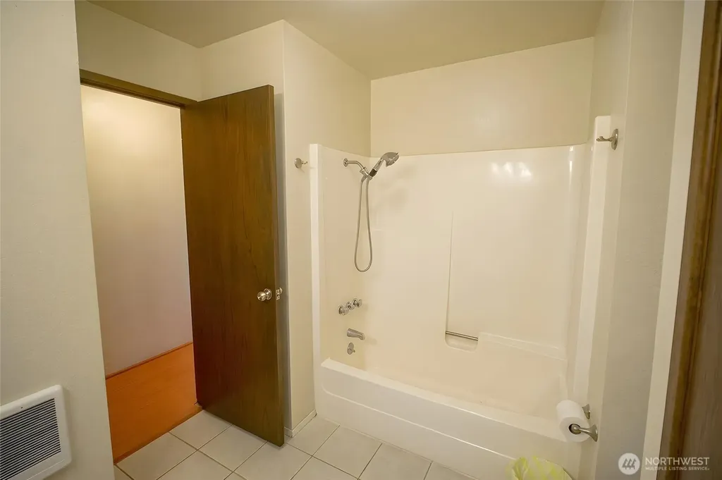 51 Hawks Prairie Road Sequim WA 98382