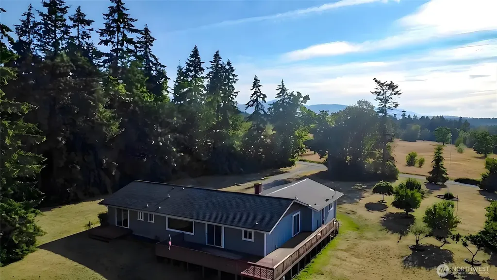 51 Hawks Prairie Road Sequim WA 98382