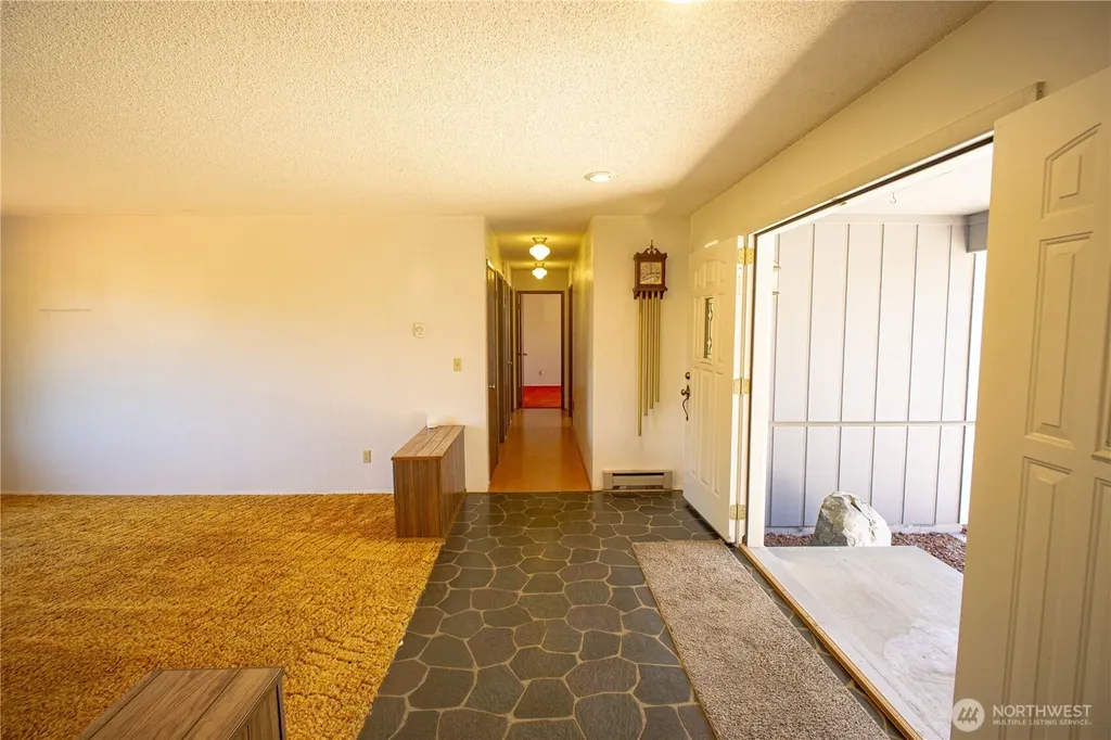 51 Hawks Prairie Road Sequim WA 98382