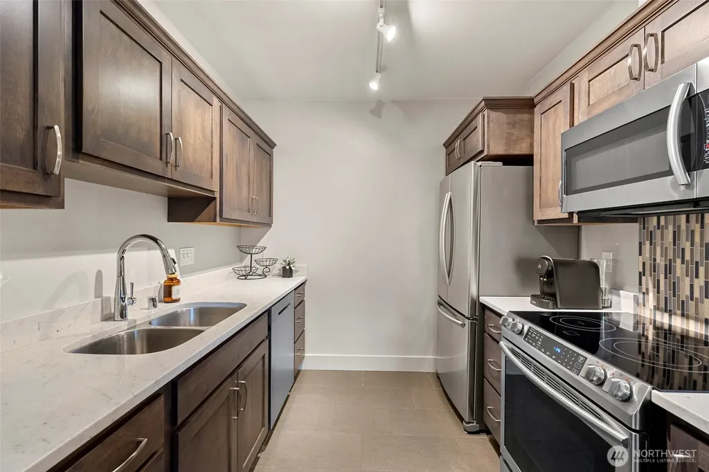 623 Morris Street La Conner WA 98257