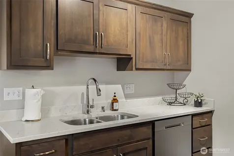 623 Morris Street La Conner WA 98257