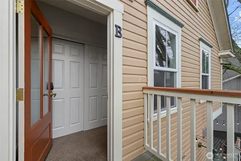 623 Morris Street La Conner WA 98257