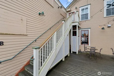 623 Morris Street La Conner WA 98257