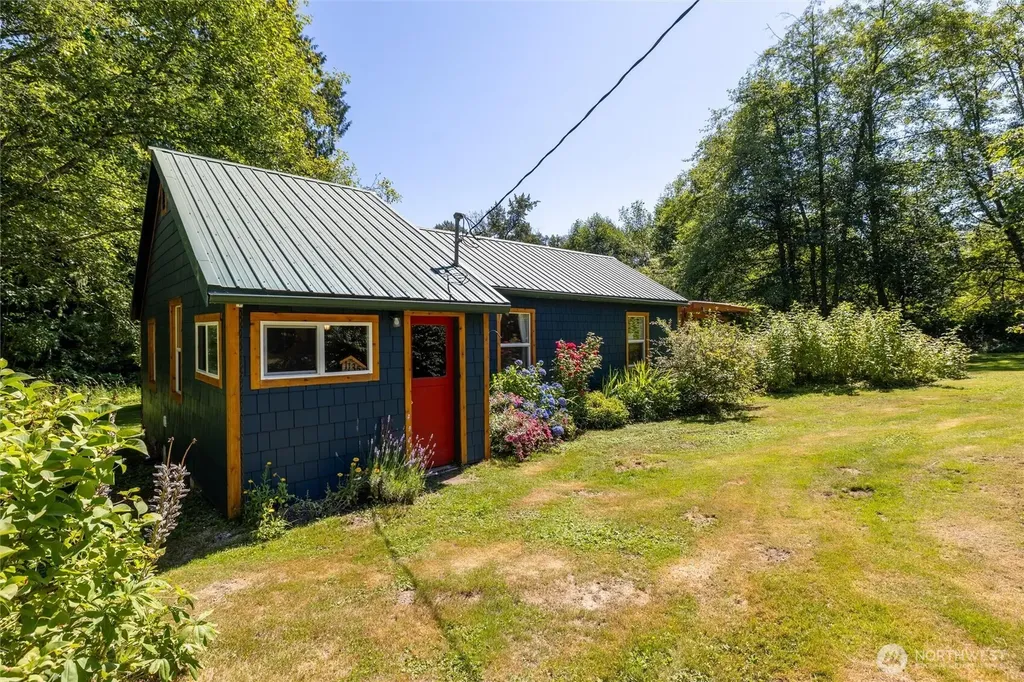 1135 Lake Samish Road Bellingham WA 98229