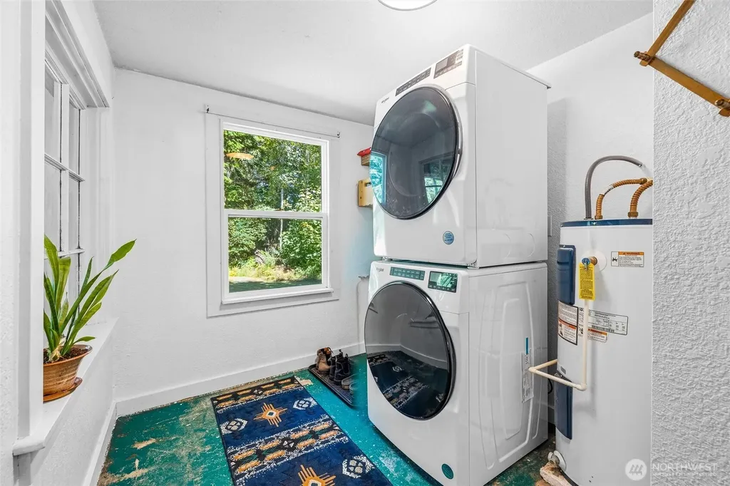 1135 Lake Samish Road Bellingham WA 98229