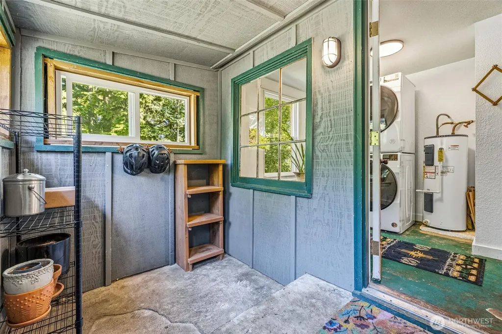 1135 Lake Samish Road Bellingham WA 98229
