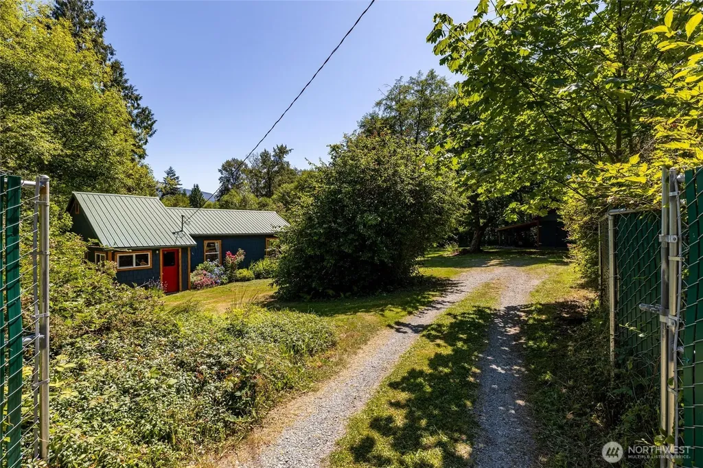 1135 Lake Samish Road Bellingham WA 98229
