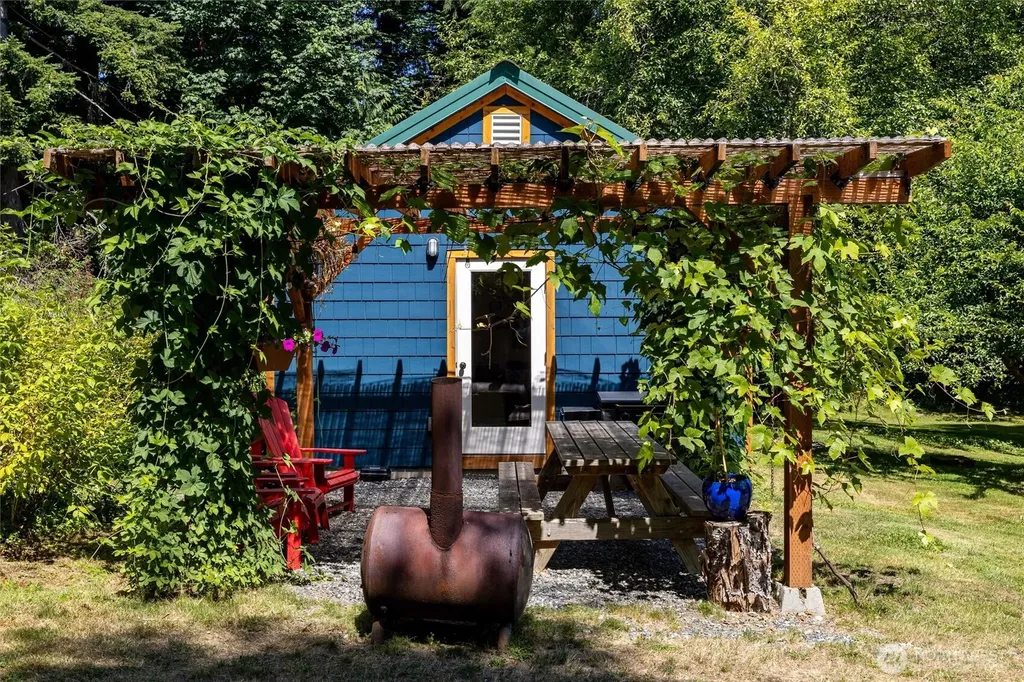 1135 Lake Samish Road Bellingham WA 98229