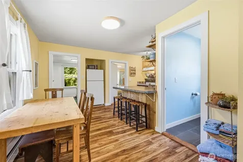 1135 Lake Samish Road Bellingham WA 98229