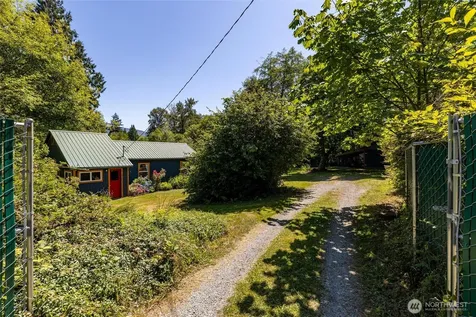 1135 Lake Samish Road Bellingham WA 98229