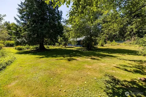 1135 Lake Samish Road Bellingham WA 98229