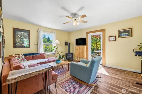 1135 Lake Samish Road Bellingham WA 98229