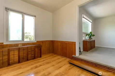 10082 Des Moines Memorial Drive S Seattle WA 98168