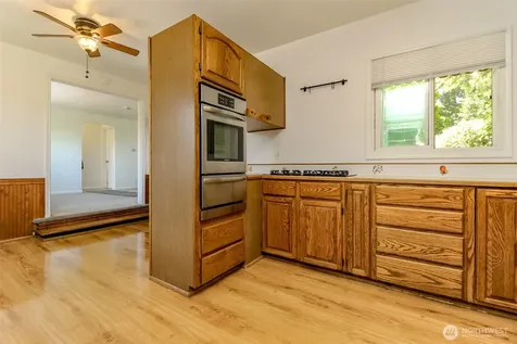 10082 Des Moines Memorial Drive S Seattle WA 98168