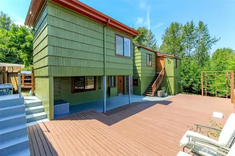 10082 Des Moines Memorial Drive S Seattle WA 98168