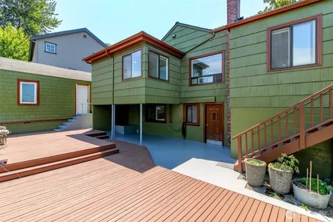 10082 Des Moines Memorial Drive S Seattle WA 98168