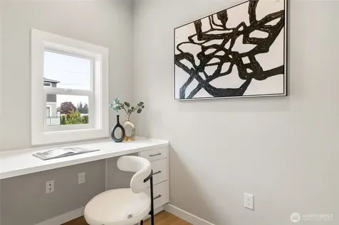 7925 230th Street SW Edmonds WA 98026