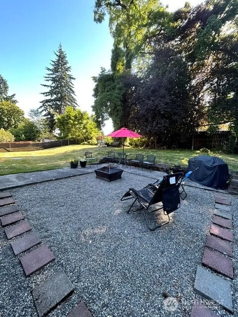20119 14th Avenue S Seatac WA 98198
