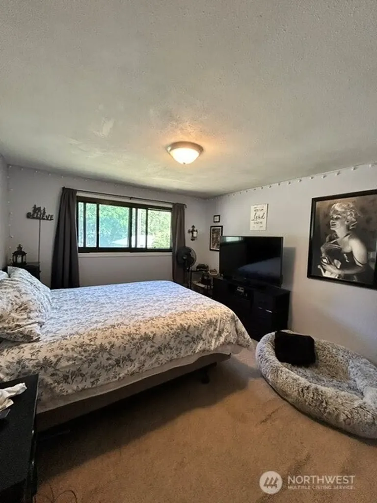 20119 14th Avenue S Seatac WA 98198