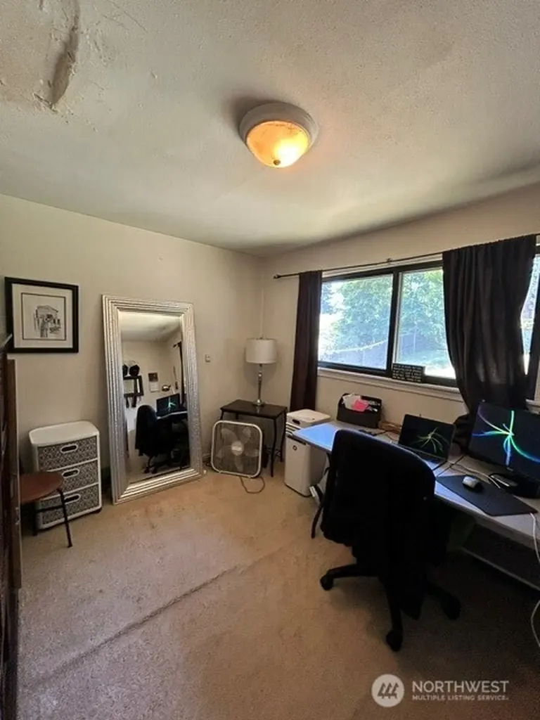 20119 14th Avenue S Seatac WA 98198