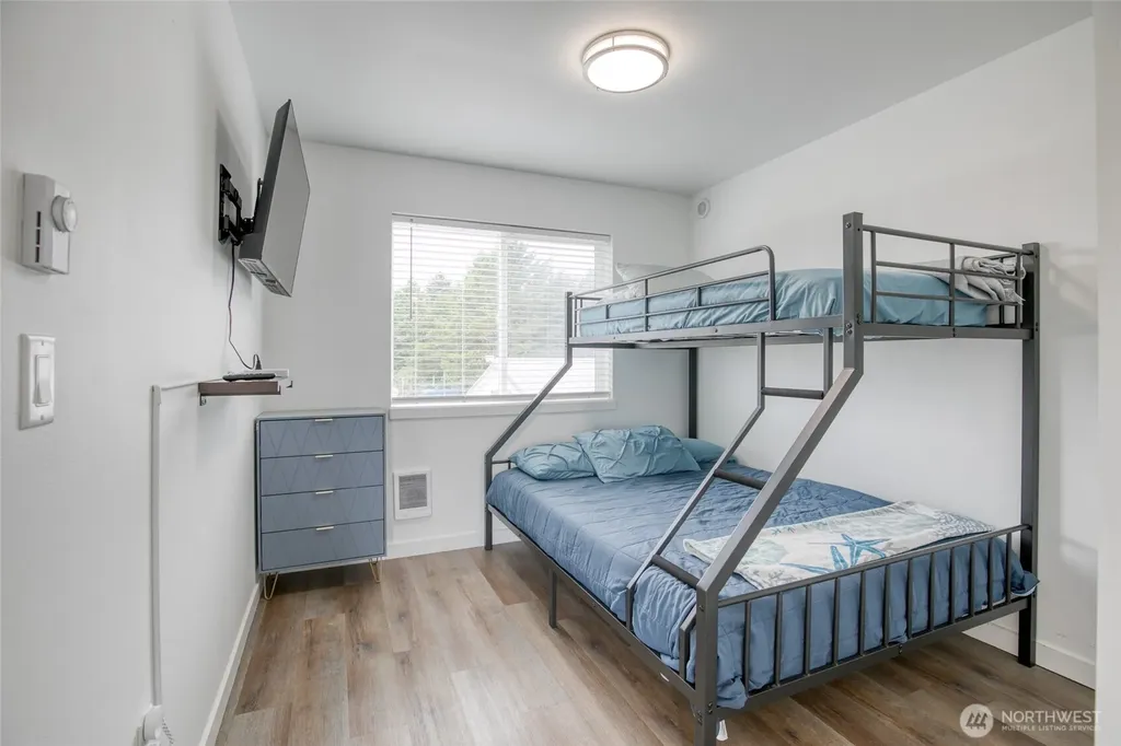 890 Magellan Avenue Ocean Shores WA 98569