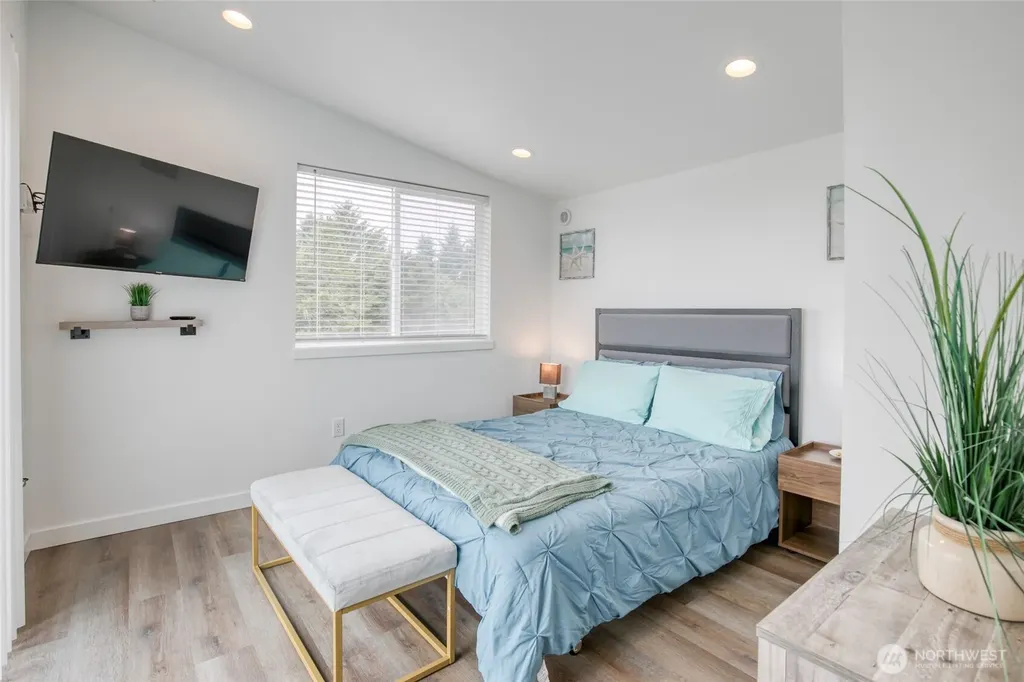 890 Magellan Avenue Ocean Shores WA 98569