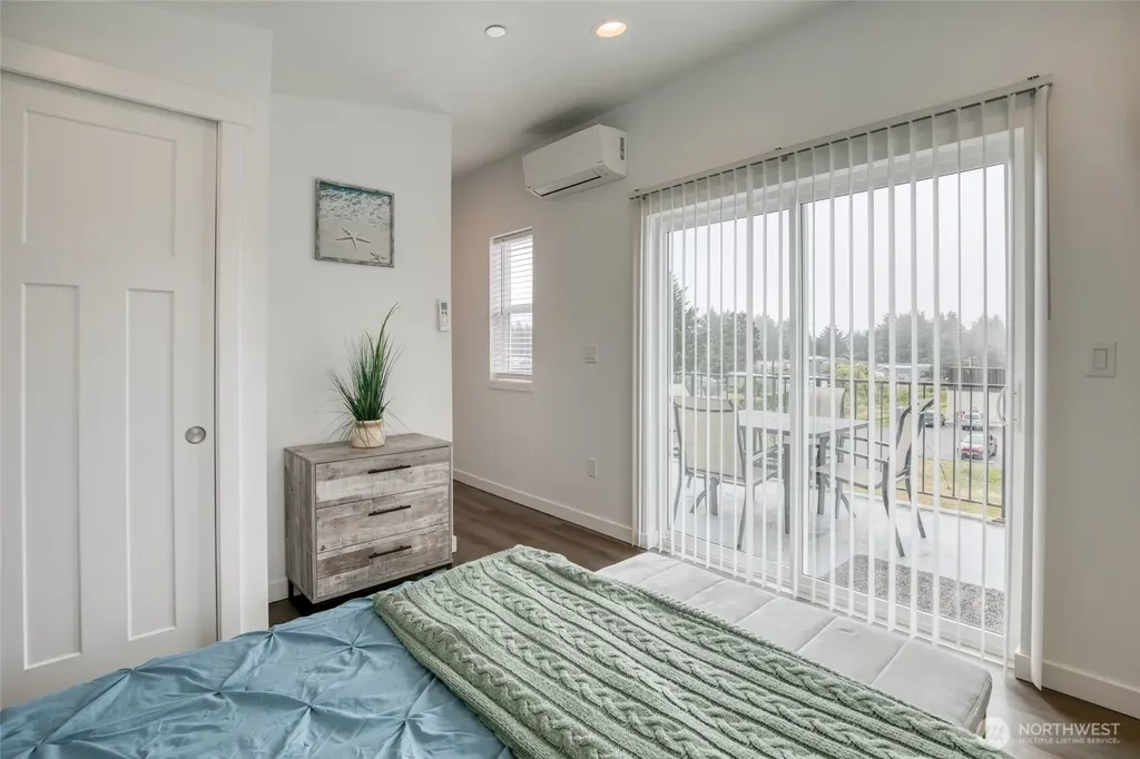 890 Magellan Avenue Ocean Shores WA 98569