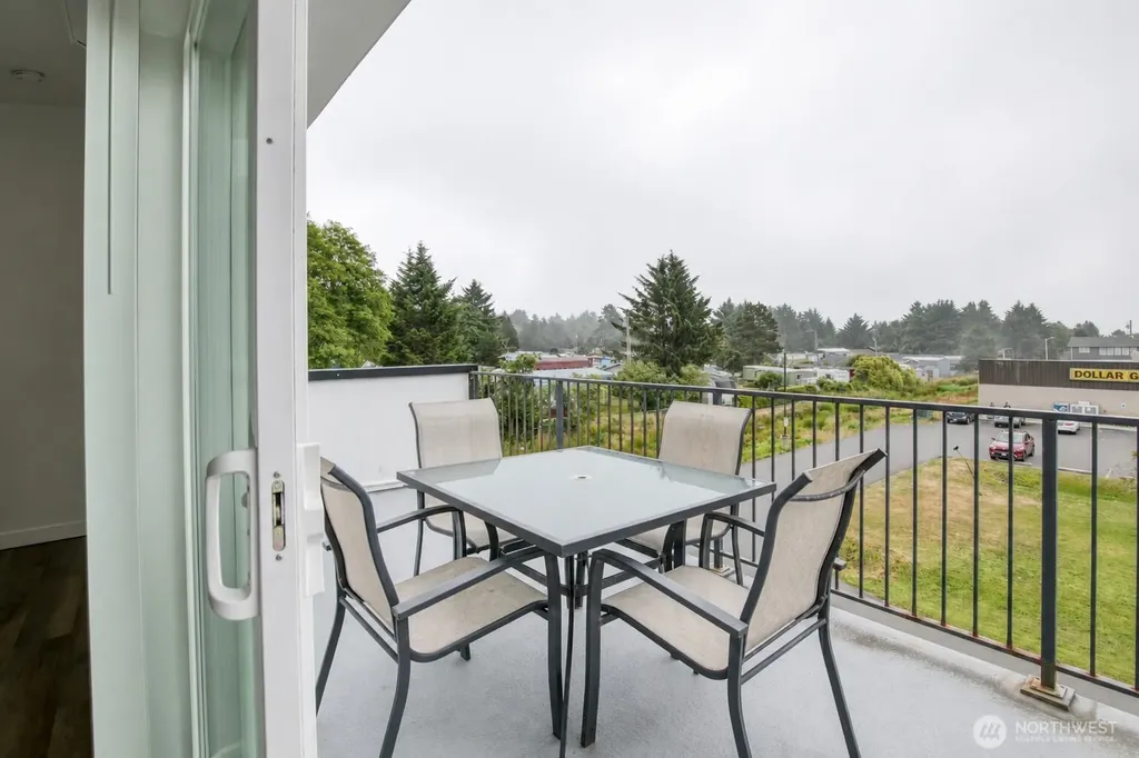 890 Magellan Avenue Ocean Shores WA 98569