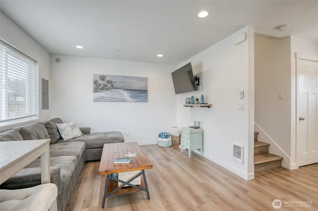 890 Magellan Avenue Ocean Shores WA 98569